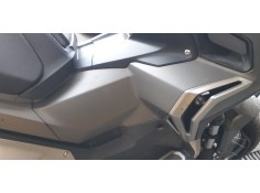 Recambio de moldura para honda x-adv referencia OEM IAM   