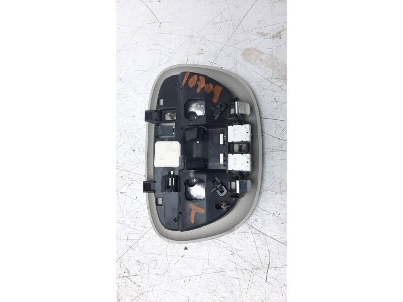 Recambio de luz interior para jeep cherokee 2.0 m-jet cat referencia OEM IAM 68410581AA  