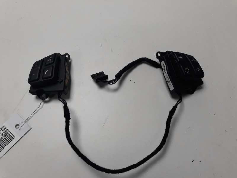 Recambio de mando volante para bmw serie 1 berlina (e81/e87) 120i referencia OEM IAM 912328801 13612703 