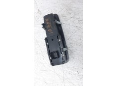 Recambio de mando elevalunas delantero derecho para jeep cherokee 2.0 m-jet cat referencia OEM IAM 68228155AA   2