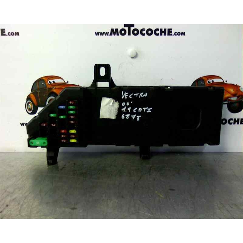 Recambio de caja reles / fusibles para opel vectra c berlina 1.9 16v cdti cat (z 19 dth / lrd) referencia OEM IAM 1323679 518898