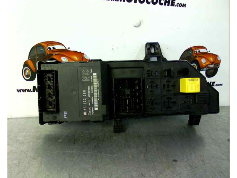 Recambio de caja reles / fusibles para opel vectra c berlina 1.9 16v cdti cat (z 19 dth / lrd) referencia OEM IAM 1323679 518898