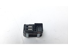 Recambio de mando elevalunas trasero derecho para jeep cherokee 2.0 m-jet cat referencia OEM IAM 68214156AA   2