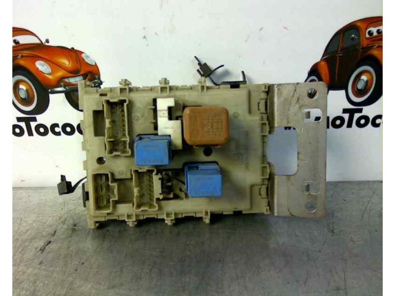 Recambio de caja reles / fusibles para nissan almera tino (v10m) 2.2 16v turbodiesel cat referencia OEM IAM 24350BU200 0926012 