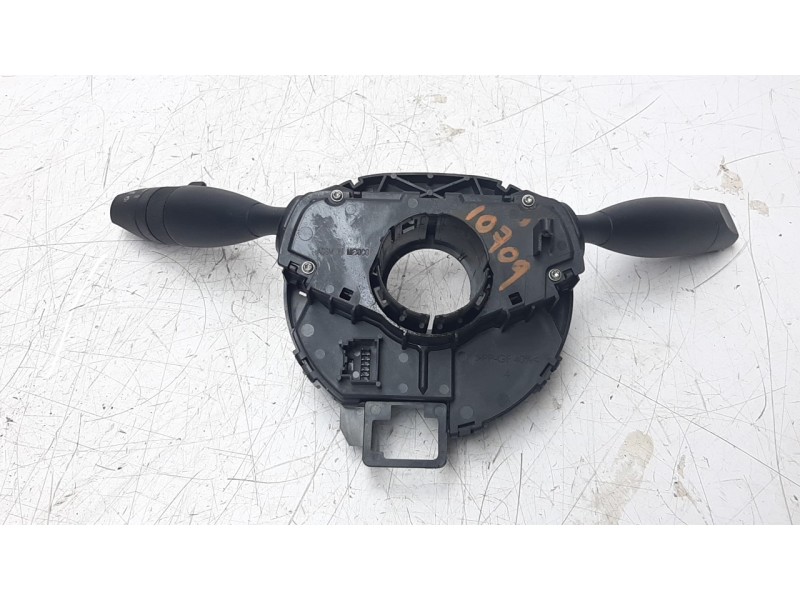 Recambio de mando multifuncion para jeep cherokee 2.0 m-jet cat referencia OEM IAM P68189101AG  