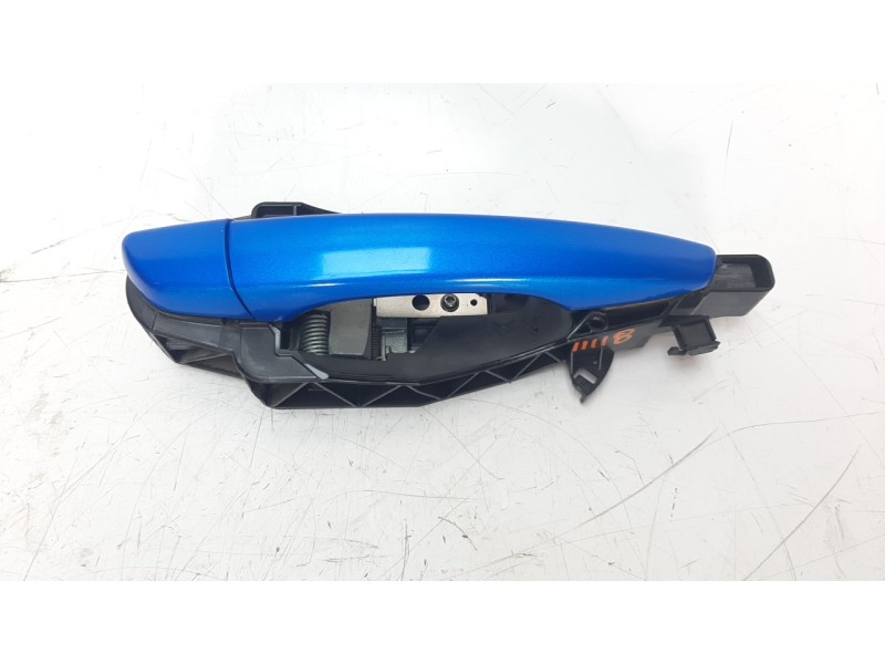 Recambio de maneta exterior delantera derecha para peugeot 308 1.2 12v e-thp referencia OEM IAM 980297821T  