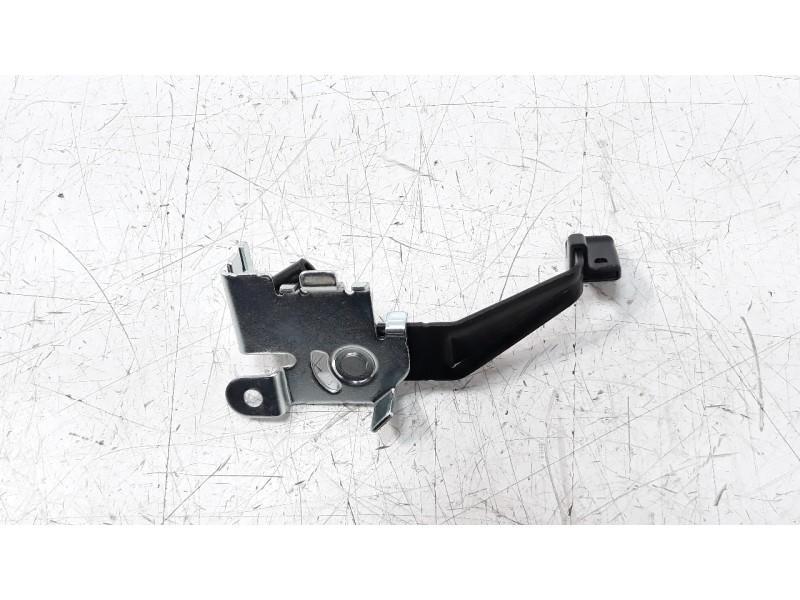 Recambio de tapa exterior combustible para suzuki vitara 1.4 16v boosterjet cat referencia OEM IAM 6485054P00  