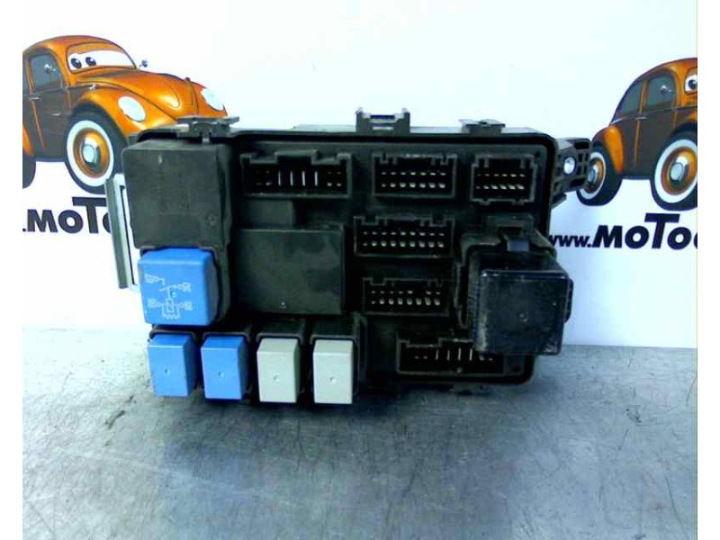 Recambio de caja reles / fusibles para kia rio 1.5 crdi referencia OEM IAM KF2150091 919501G 