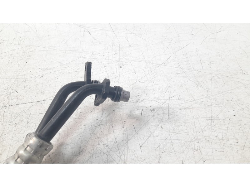 Recambio de tubo para porsche cayenne (typ 92aa) diesel referencia OEM IAM 0379157084  