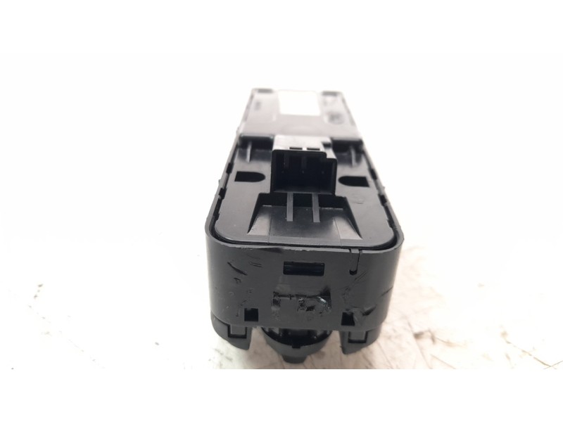 Recambio de mando elevalunas delantero izquierdo para jaguar e-pace first edition referencia OEM IAM HK8314540AA  
