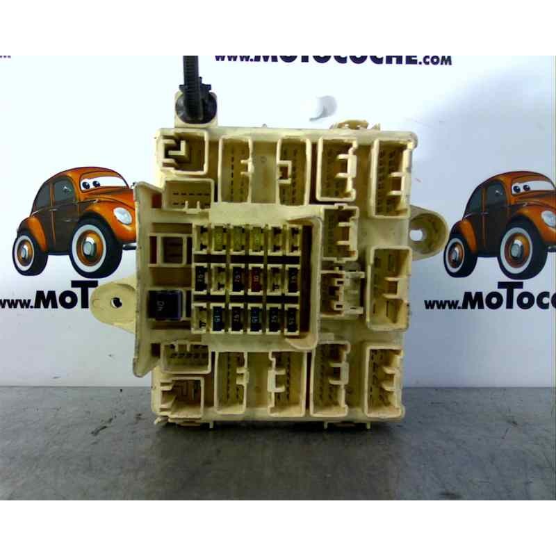 Recambio de caja reles / fusibles para toyota lexus is 200 (gxe10) 2.0 cat referencia OEM IAM CAJARELES/FUSIBLES  