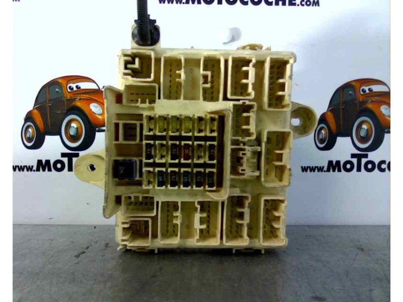 Recambio de caja reles / fusibles para toyota lexus is 200 (gxe10) 2.0 cat referencia OEM IAM CAJARELES/FUSIBLES  