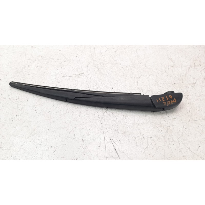 Recambio de brazo limpia trasero para toyota rav 4 (a3) 2.0 16v cat referencia OEM IAM 8524142060  