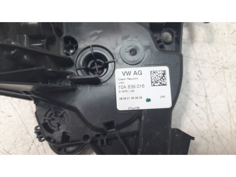 Recambio de cerradura puerta trasera derecha para volkswagen t-cross 1.0 tsi referencia OEM IAM 10A839016  