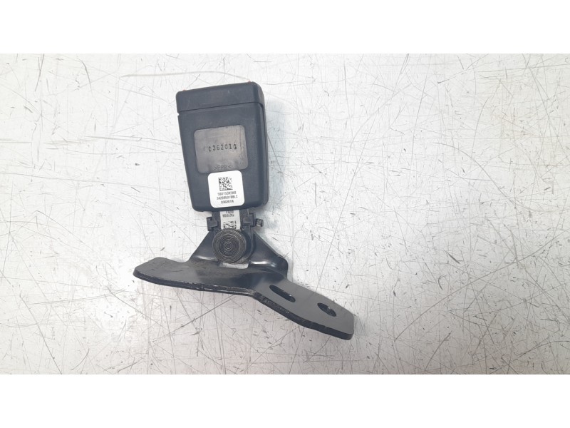 Recambio de enganche cinturon trasero central para jeep compass ii business 4x2 referencia OEM IAM 5SV15DX9AB  