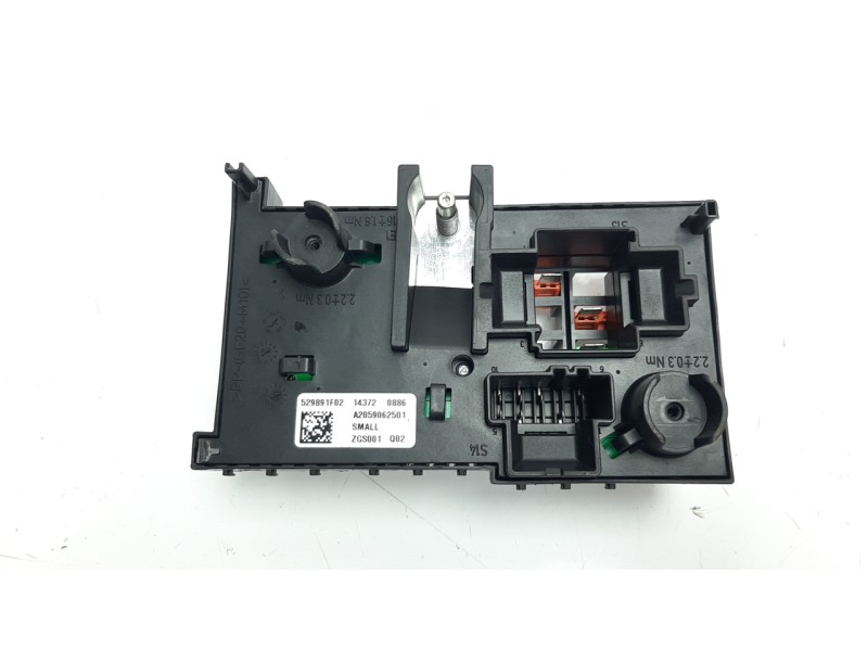 Recambio de caja reles / fusibles para mercedes-benz clase c (w205) lim. c 220 cdi bluetec (205.004) referencia OEM IAM A2059062