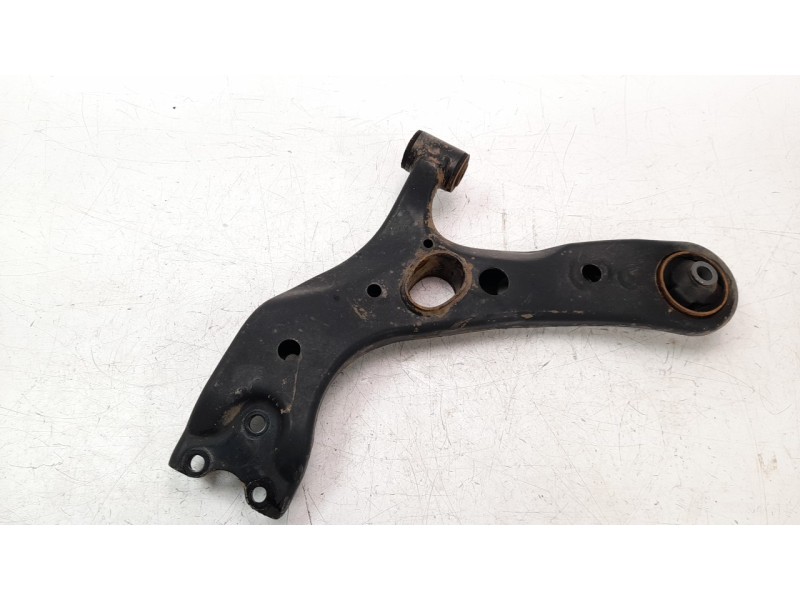 Recambio de brazo suspension inferior delantero izquierdo para toyota rav 4 (a3) 2.0 16v cat referencia OEM IAM 4806942050 BR228