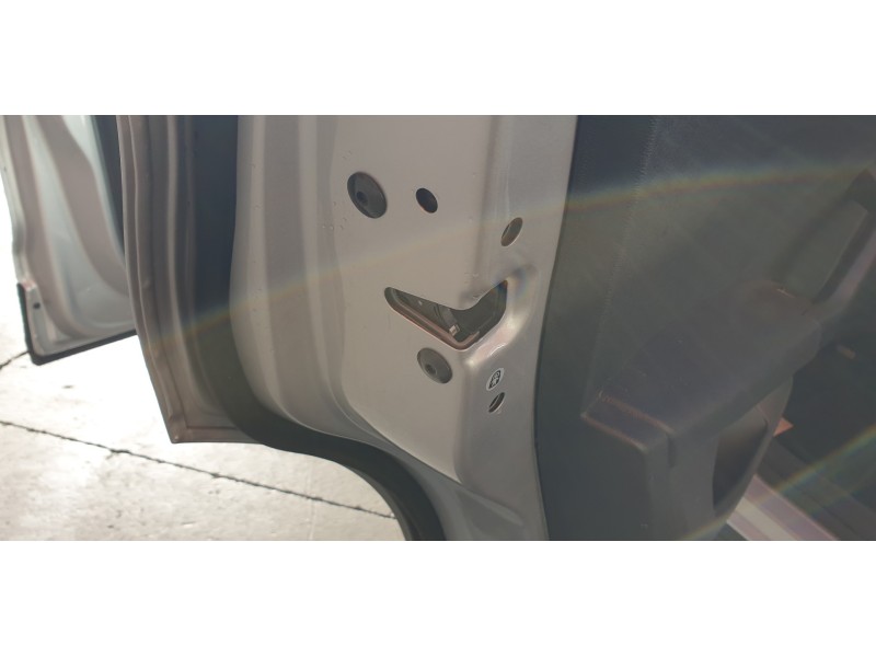 Recambio de cerradura puerta trasera izquierda para volkswagen t-cross 1.0 tsi referencia OEM IAM 10A839015B  