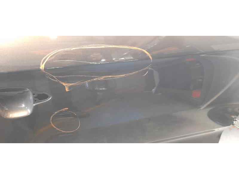 Recambio de puerta trasera derecha para kia carens ( ) 1.7 crdi cat referencia OEM IAM 77004A4000  