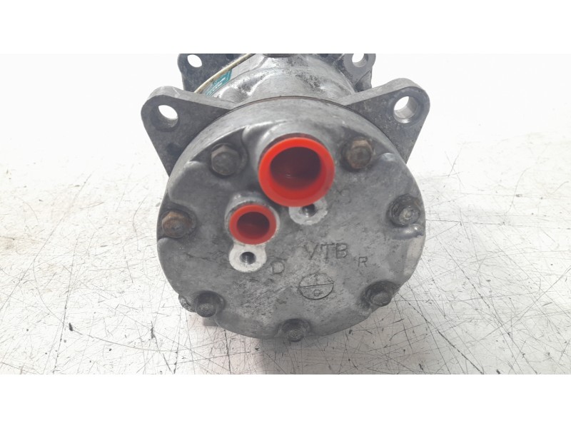 Recambio de compresor aire acondicionado para renault master ii phase 2 bus mini - bus 9 - plazas l1h1 referencia OEM IAM 820020