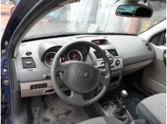 renault megane ii classic berlina del año 2004 2