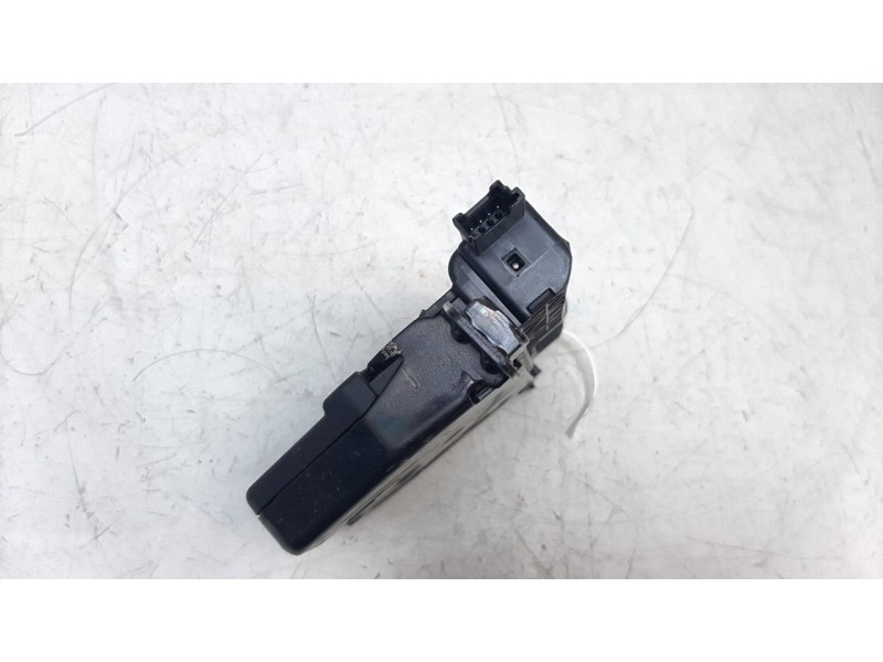 Recambio de cerradura maletero / porton para bmw serie 3 lim. (f30) 318d referencia OEM IAM 51247191212 918064107 