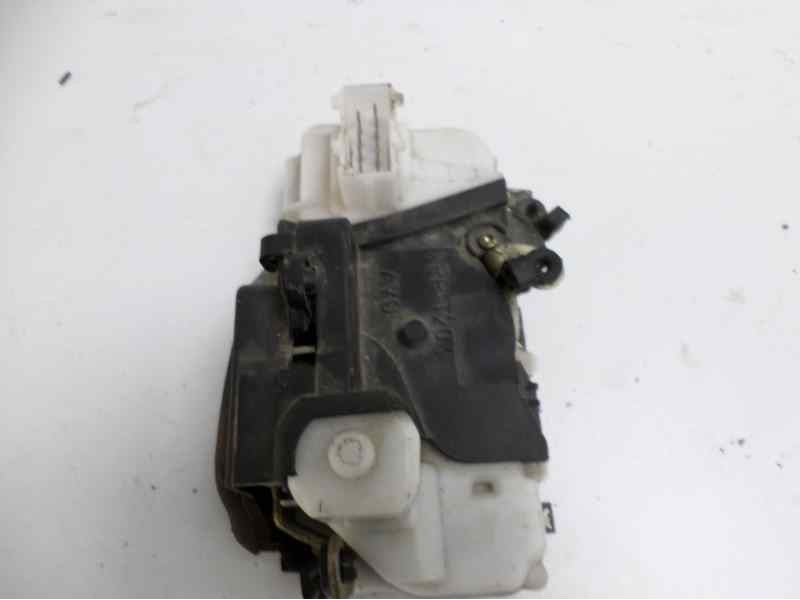 Recambio de cerradura puerta delantera izquierda para peugeot 607 (s1) 2.2 hdi fap cat referencia OEM IAM   