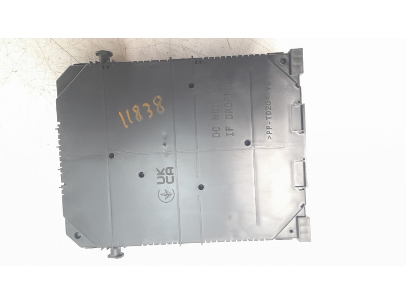 Recambio de caja reles / fusibles para peugeot 208 (p2) allure pack referencia OEM IAM 9832880380  