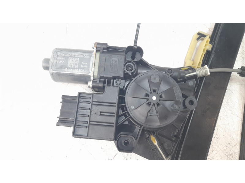 Recambio de elevalunas delantero derecho para volkswagen t-cross 1.0 tsi referencia OEM IAM 2GM837462B  