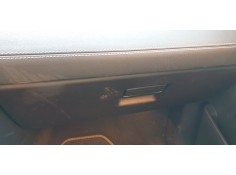 Recambio de guantera para jaguar e-pace first edition referencia OEM IAM  J9C3060110AD8PVJ  2