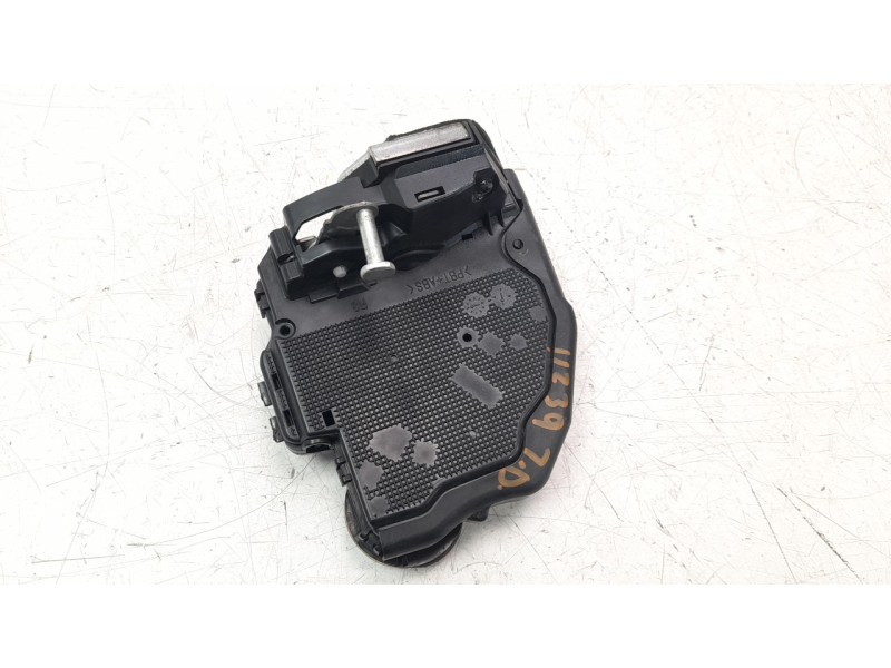 Recambio de cerradura puerta trasera derecha para toyota rav 4 (a3) 2.0 16v cat referencia OEM IAM 6905042021  