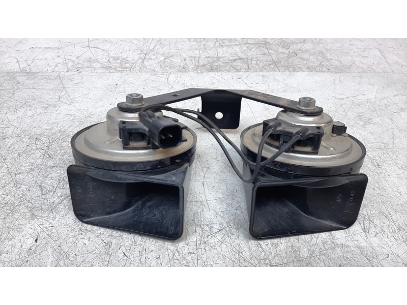 Recambio de claxon para jeep compass ii 1.6 m-jet cat referencia OEM IAM 52157291  