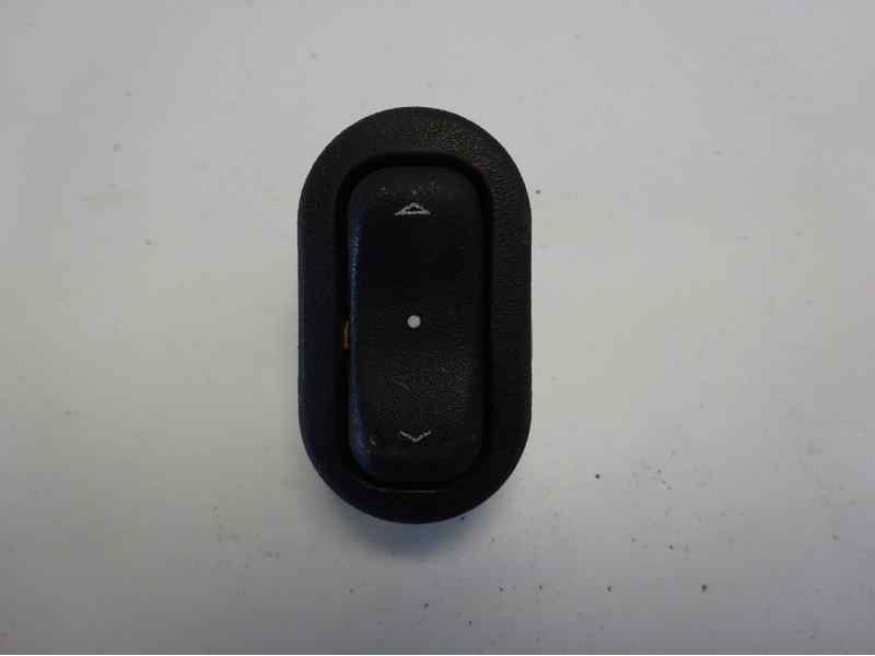 Recambio de mando elevalunas delantero derecho para opel zafira a 2.0 dti referencia OEM IAM 90561388  