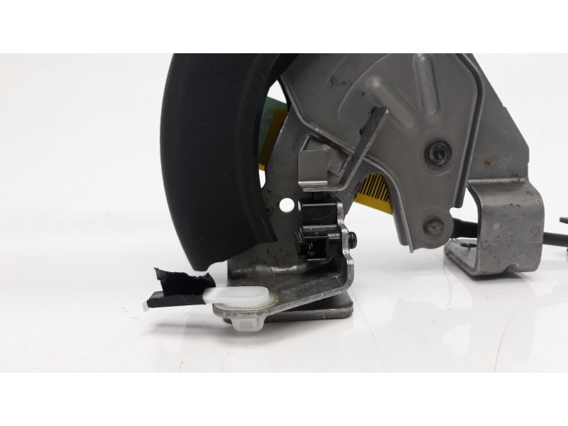 Recambio de palanca freno para peugeot 108 top 1.0 vti referencia OEM IAM B0008758ZD  