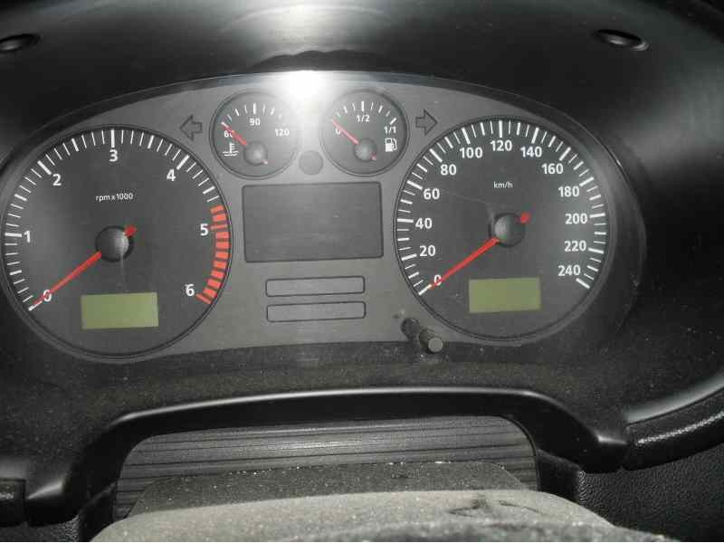 seat toledo (1m2) del año 1999