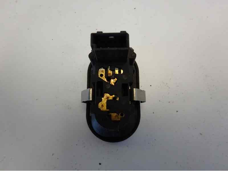 Recambio de mando elevalunas delantero derecho para opel zafira a 2.0 dti referencia OEM IAM 90561388  