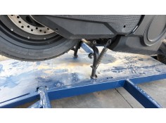 Recambio de caballete central para seat mo mo referencia OEM IAM   