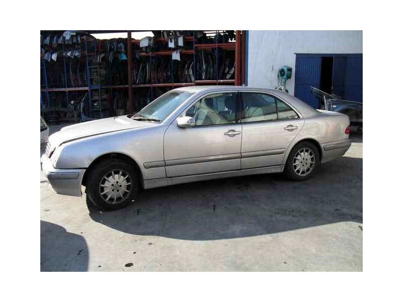 mercedes-benz clase e (w210) berlina diesel del año 1999