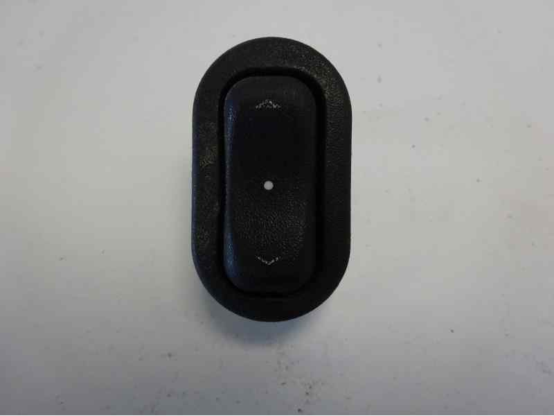 Recambio de mando elevalunas delantero derecho para opel zafira a 2.0 16v di cat (x 20 dtl / ld3) referencia OEM IAM 90561388  