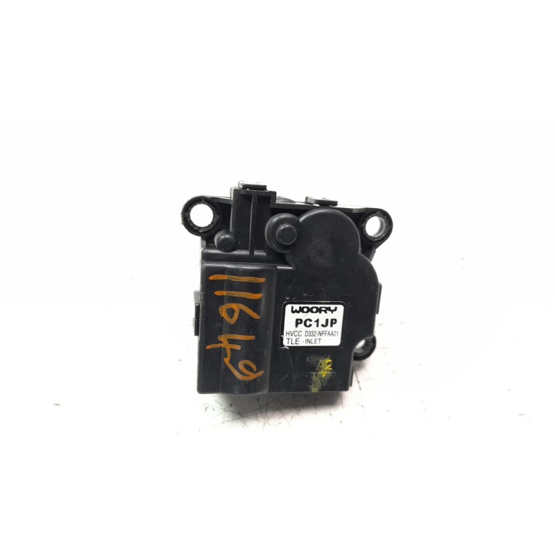 Recambio de motor apertura trampillas climatizador para hyundai tucson 1.6 crdi cat referencia OEM IAM D332NFFAA01  