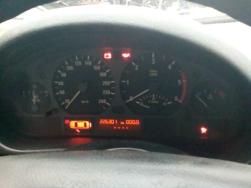 bmw serie 3 berlina (e46) del año 2000