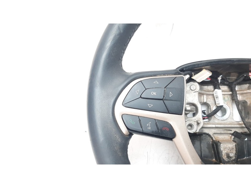 Recambio de volante para jeep cherokee 2.0 m-jet cat referencia OEM IAM 5QV34DX9AE  
