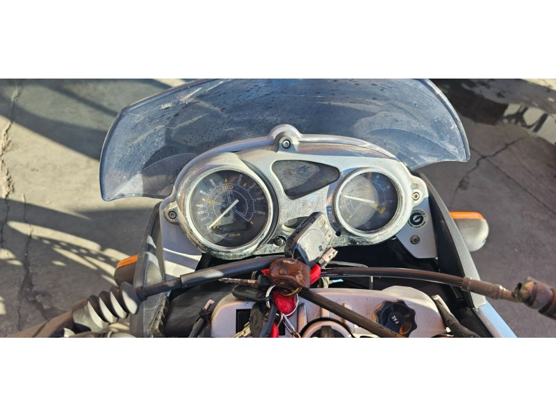 bmw f 650 del año 2002