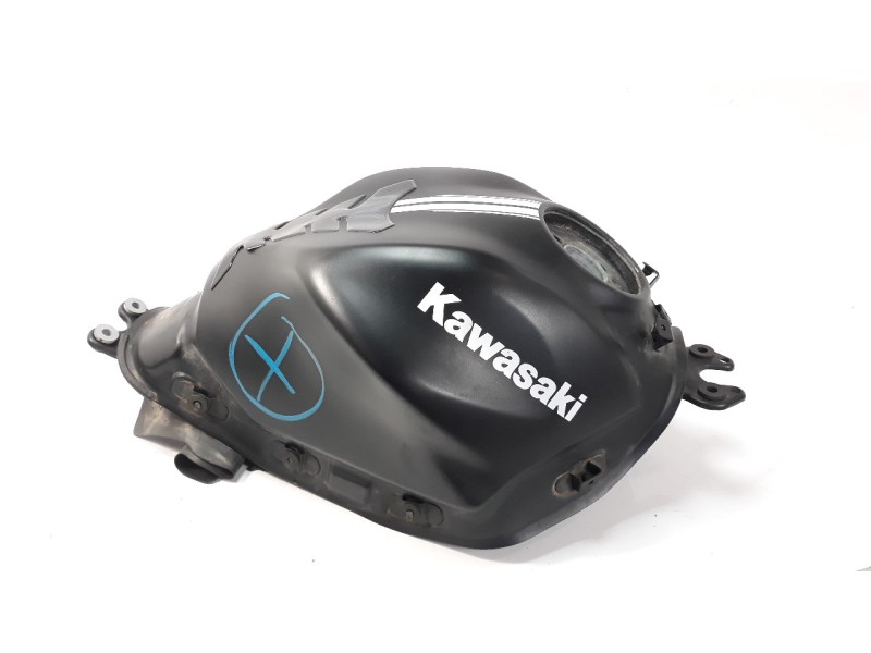 Recambio de deposito combustible para kawasaki er 6 referencia OEM IAM 510915169  