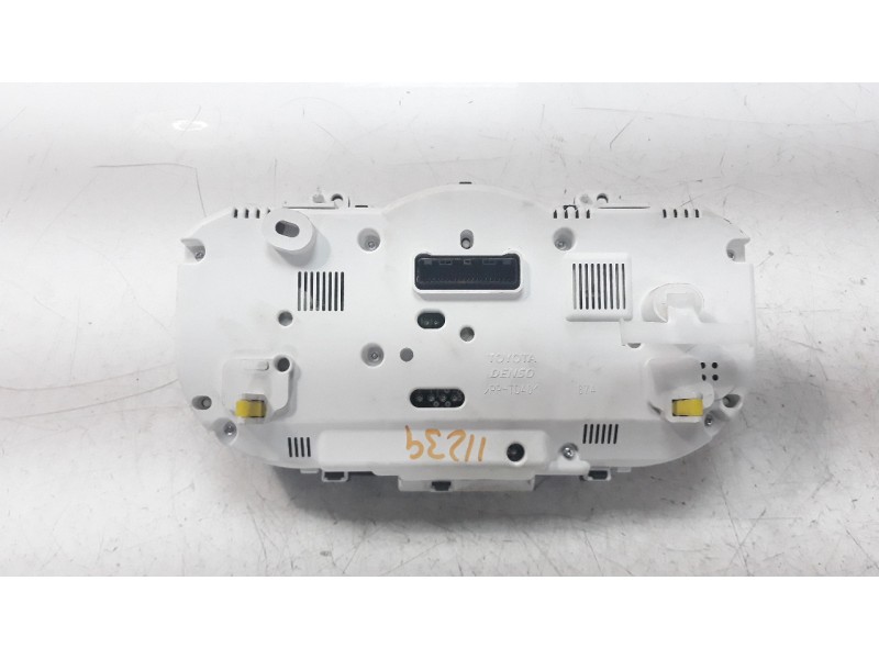 Recambio de cuadro instrumentos para toyota rav 4 (a3) 2.0 16v cat referencia OEM IAM 8380042F51  