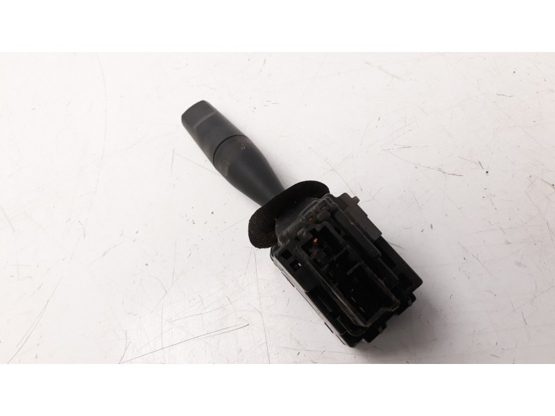 Recambio de mando limpia para citroen berlingo 1.9 diesel referencia OEM IAM 33779002  