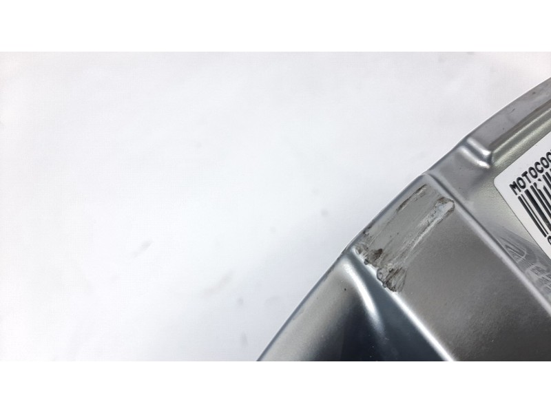 Recambio de llanta para jeep avenger altitude referencia OEM IAM 52197382  