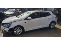 renault megane iv berlina 5p del año 2017 2