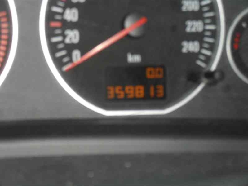 opel vectra c berlina del año 2004