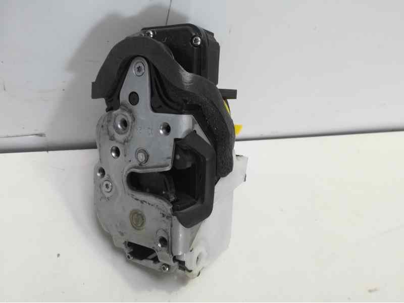Recambio de cerradura puerta delantera izquierda para chevrolet cruze lt referencia OEM IAM 13579497  